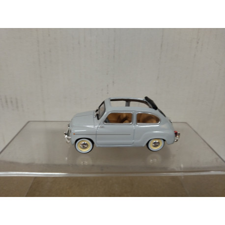 SEAT 600 D 1964 DESCAPOTABLE B-388026 1:43 SOLIDO SALVAT NO BOX