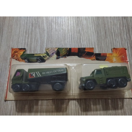 TP-14 MILITARY TANKER and RADAR TRUCK 1:64 MATCHBOX CARTON MAL/DAMAGED CARD
