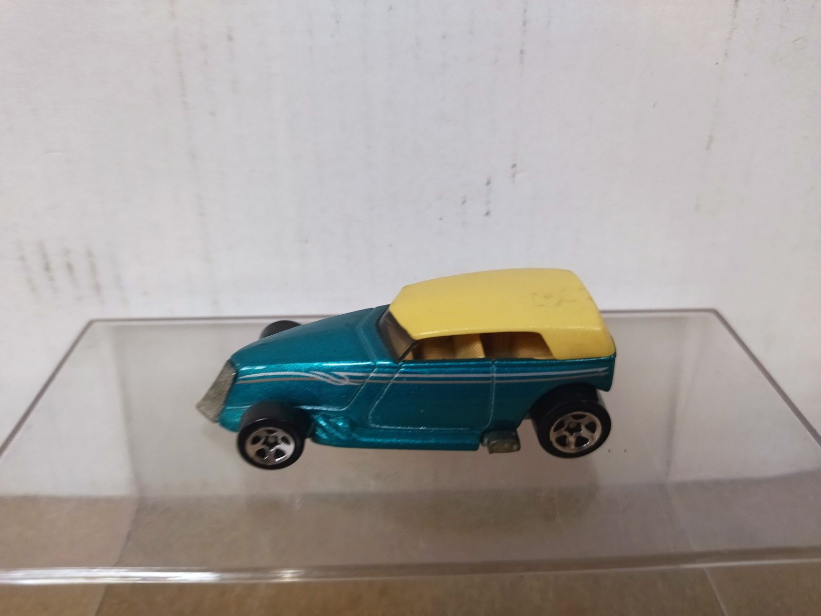 PHAETON GREEN 1999 FIRST EDITIONS 1 64 HOT WHEELS NO BOX BCN