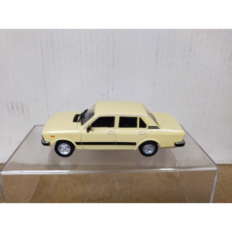 FIAT 132 BEIGE 1:43 DeAGOSTINI IXO