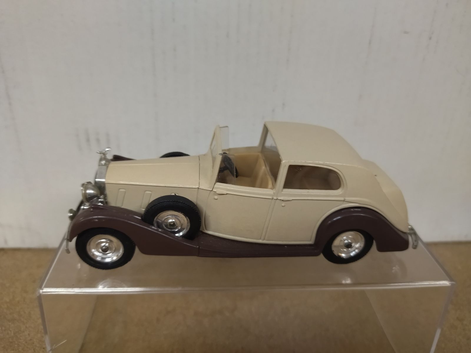 rolls-royce-phantom-iii-1939-