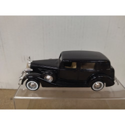 PACKARD 1937 SEDAN BLACK 1:43 SOLIDO 4047 NO BOX