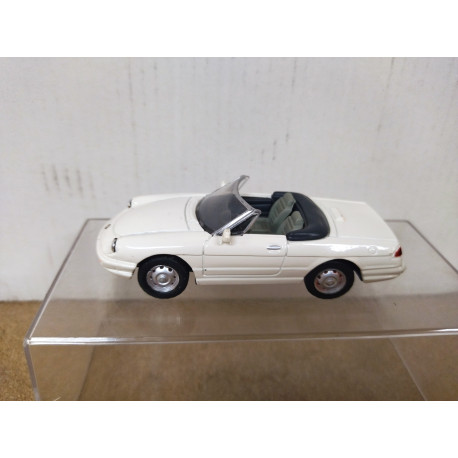 ALFA ROMEO SPIDER 1989 WHITE 1:43 NEW RAY NO BOX - BCN STOCK CARS