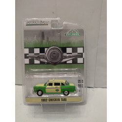 CHECKER A11 MARATHON 1982 TAXI CHICAGO 1:64 GREENLIGHT