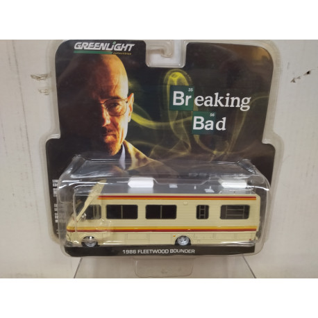 FLEETWOOD RV BOUNDER 1986 BREKING BAD HOLLYWOOD MOTORHOME/CAMPER 1:64 GREENLIGHT
