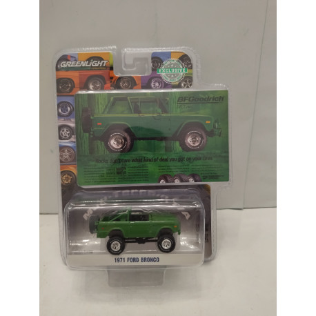 FORD BRONCO 1971 OPEN GREEN BFGOODRICH 1:64 GREENLIGHT