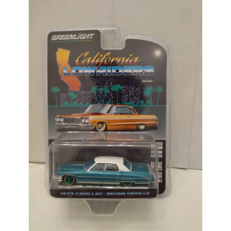 CADILLAC SEDAN SEVILLE 1973 LOWRIDERS GREENMACHINE 1:64 GREENLIGHT