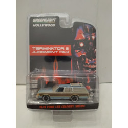 FORD LTD 1979 COUNTRY SQUIRE TERMINATOR 2 HOLLYWOOD 1:64 GREENLIGHT