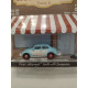 VOLKSWAGEN BEETLE CLASSIC W/BACKPACKER HOBBY SHOP S4 1:64 GREENLIGHT