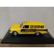 SEAT 1500 FAMILIAR ASISTENCIA EN CARRETERA 1:43 ALTAYA IXO DEFECTO RETROVISOR ROTO