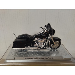 HARLEY-DAVIDSON 2013 FLHX STREET GLIDE MOTO/BIKE 1:24 ALTAYA IXO