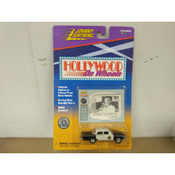 POLICE CAR THE ANDY GRIFFITH SHOW HOLLYWOOD ON WHEELS 1:64 JOHNNY LIGHTNING