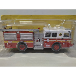 SEAGRAVE MARAUDER NEW YORK FIRE/POMPIERS/BOMBEROS 1:43 SALVAT IXO