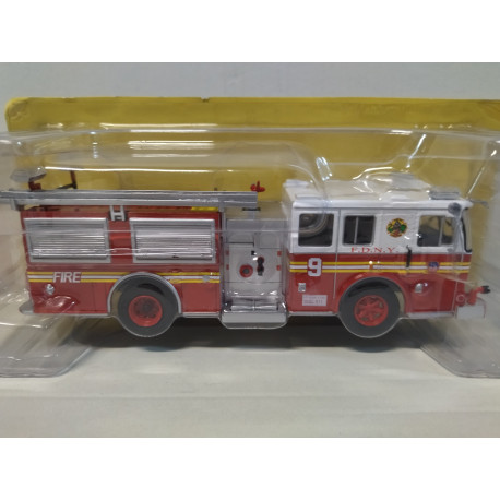 SEAGRAVE MARAUDER NEW YORK FIRE/POMPIERS/BOMBEROS 1:43 SALVAT IXO