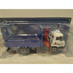 NISSAN M-130 1988 CAMION/TRUCK 1:43 SALVAT IXO