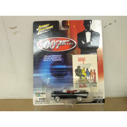 CHEVROLET BEL AIR 1957 RAGTOP DR.NO 007 JAMES BOND 1:64 JOHNNY LIGHTNING