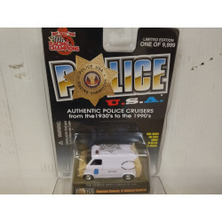CHEVROLET VAN 1975 USA POLICE ANIMAL CONTROL DUPAGE COUNTY 1:64 RACING CHAMPIONS