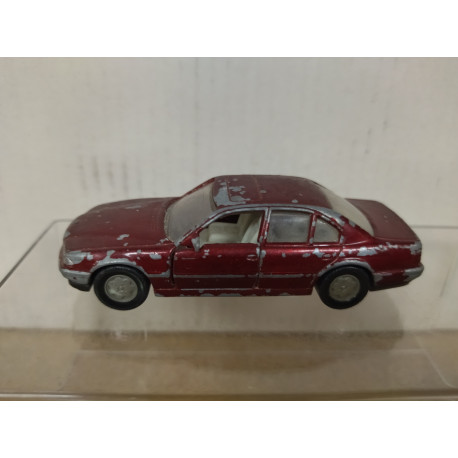 BMW 730i DARK RED 1:55/apx 1:64 SIKU 1052 NO BOX