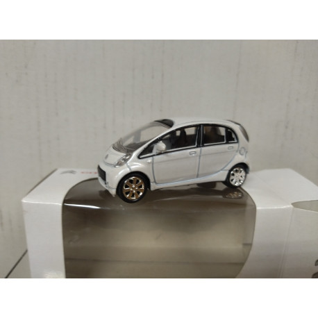 CITROEN C-ZERO WHITE apx 1:64 NOREV 3 INCHES (7,5cm)