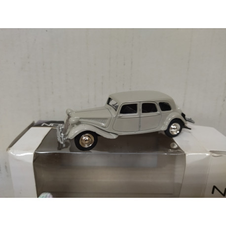 CITROEN TRACTION 1939 GRIS & SILVER ROUES BOX RETRO apx 1:64 NOREV 3 INCHES (7,5cm)