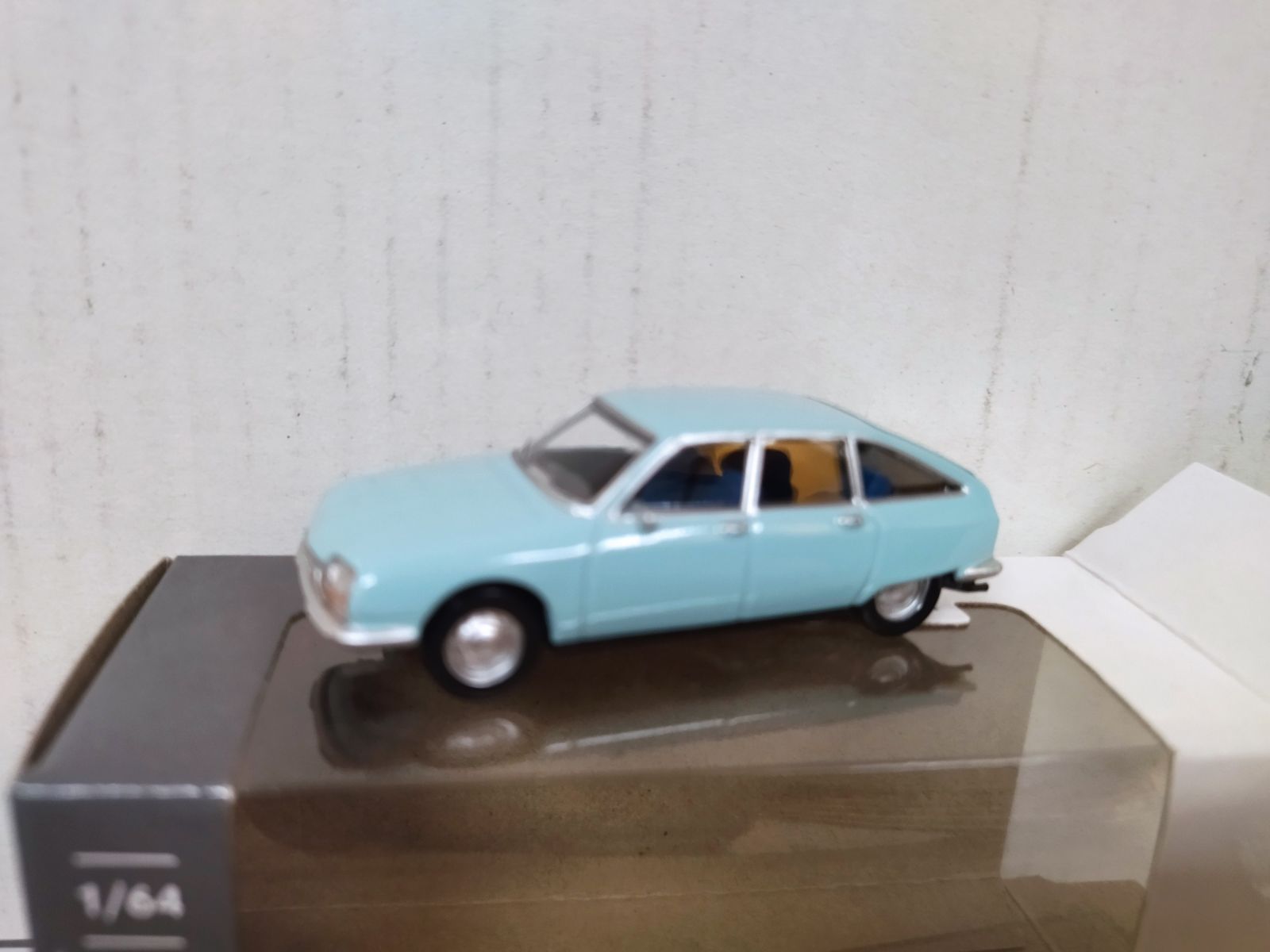 Voiture miniature 1/43 Citroën GS de 1970 - Collection