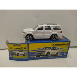 LINCOLN NAVIGATOR SUPERFAST n32 1:64 MATCHBOX OPEN BOX/CAJA ABIERTA