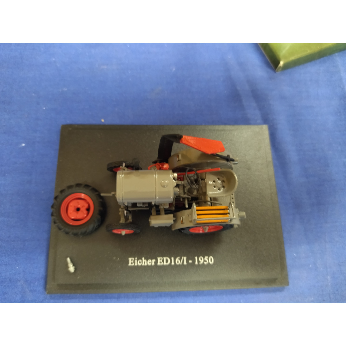 MAJORETTE 1/43 / Tracteur agricole EUR 5,00 - FR