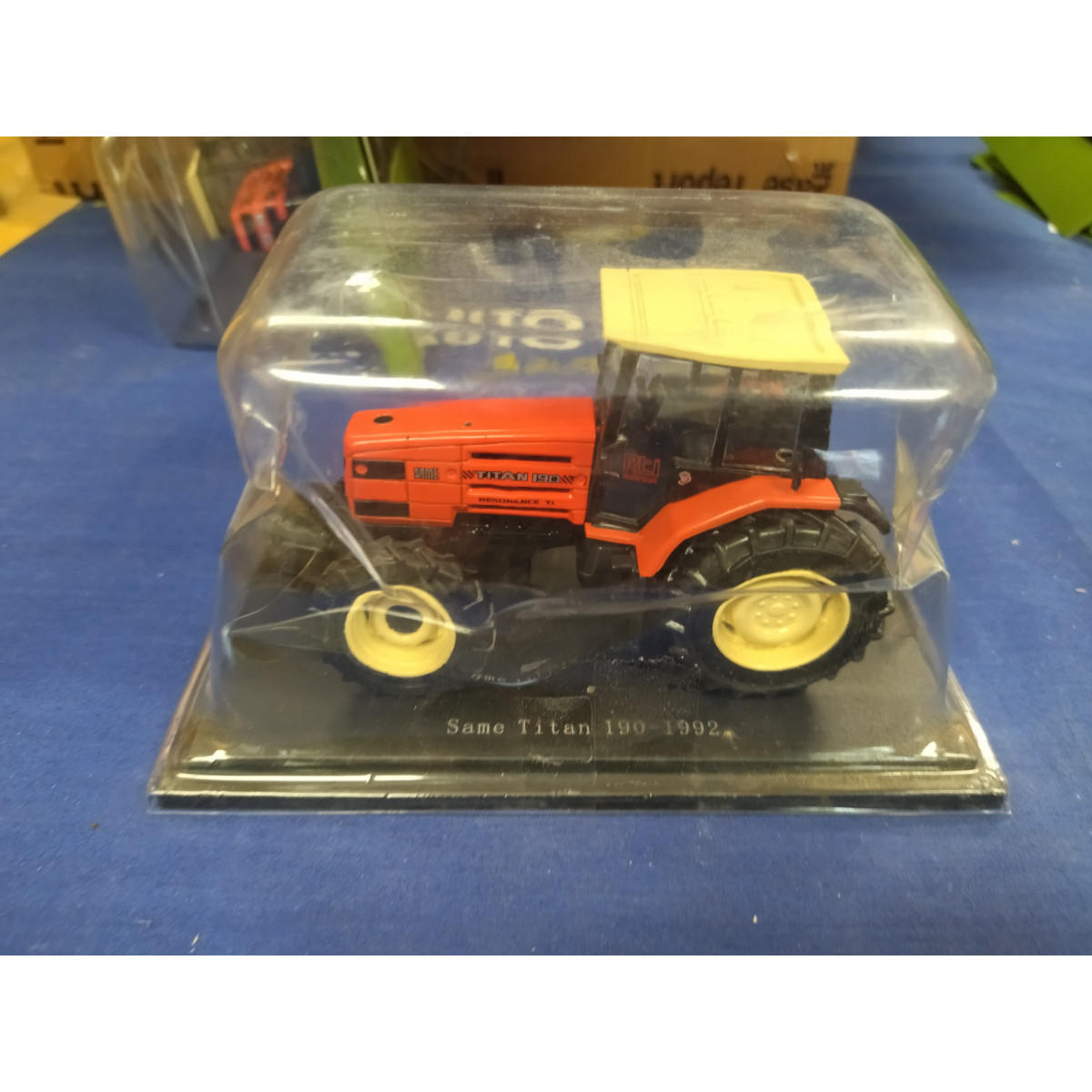 Same titan 190 1992 tractor farmer 1 43 uh hachette defectuoso bcn