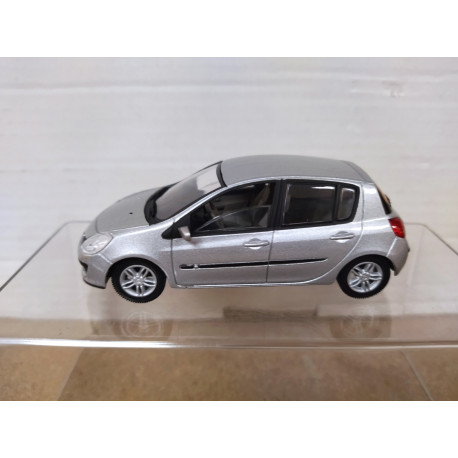 RENAULT CLIO 3 2005 SILVER 1:43 SOLIDO HACHETTE