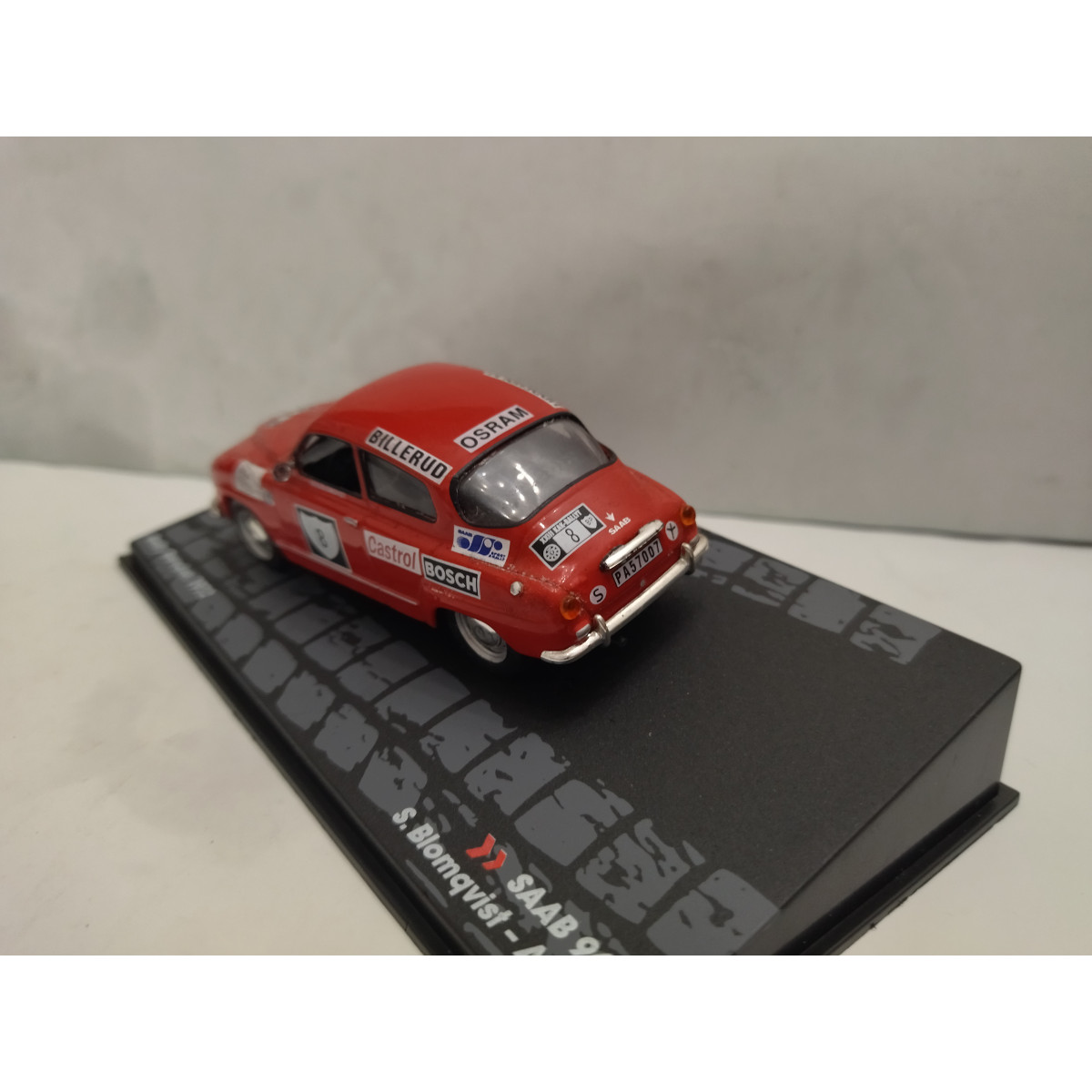 Miniature 1/43 MINI RACING 0422 – Saab 96 Ford V4 – Suède 1972 – Blomqvist/Hertz – Kit à Monter