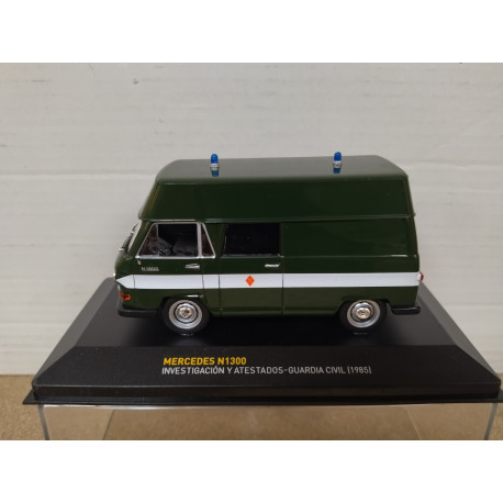 MERCEDES-BENZ N1300 1985 ALTA GUARDIA CIVIL1:43 ALTAYA IXO DEFECT/RETRO ROTO