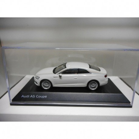 AUDI A5 COUPE SPARK 1:43 ESCOGER/CHOOSE/CHOISIR COLOR