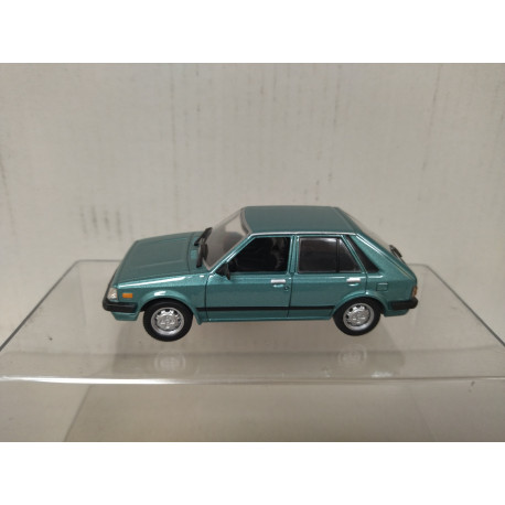 MAZDA 323 HB 1.3 CARROS COLOMBIA 1:43 LUPPA IXO