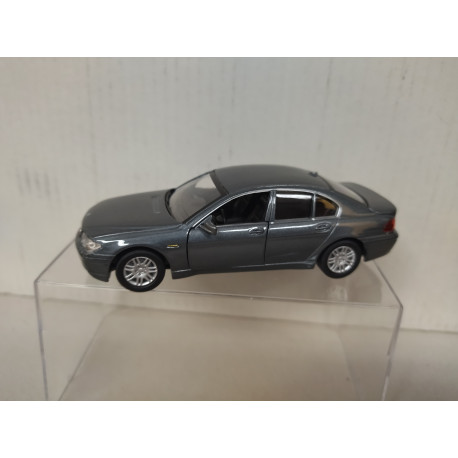 BMW E65/E66 SERIE 7 2004 GREY 1:43 SOLIDO NO BOX