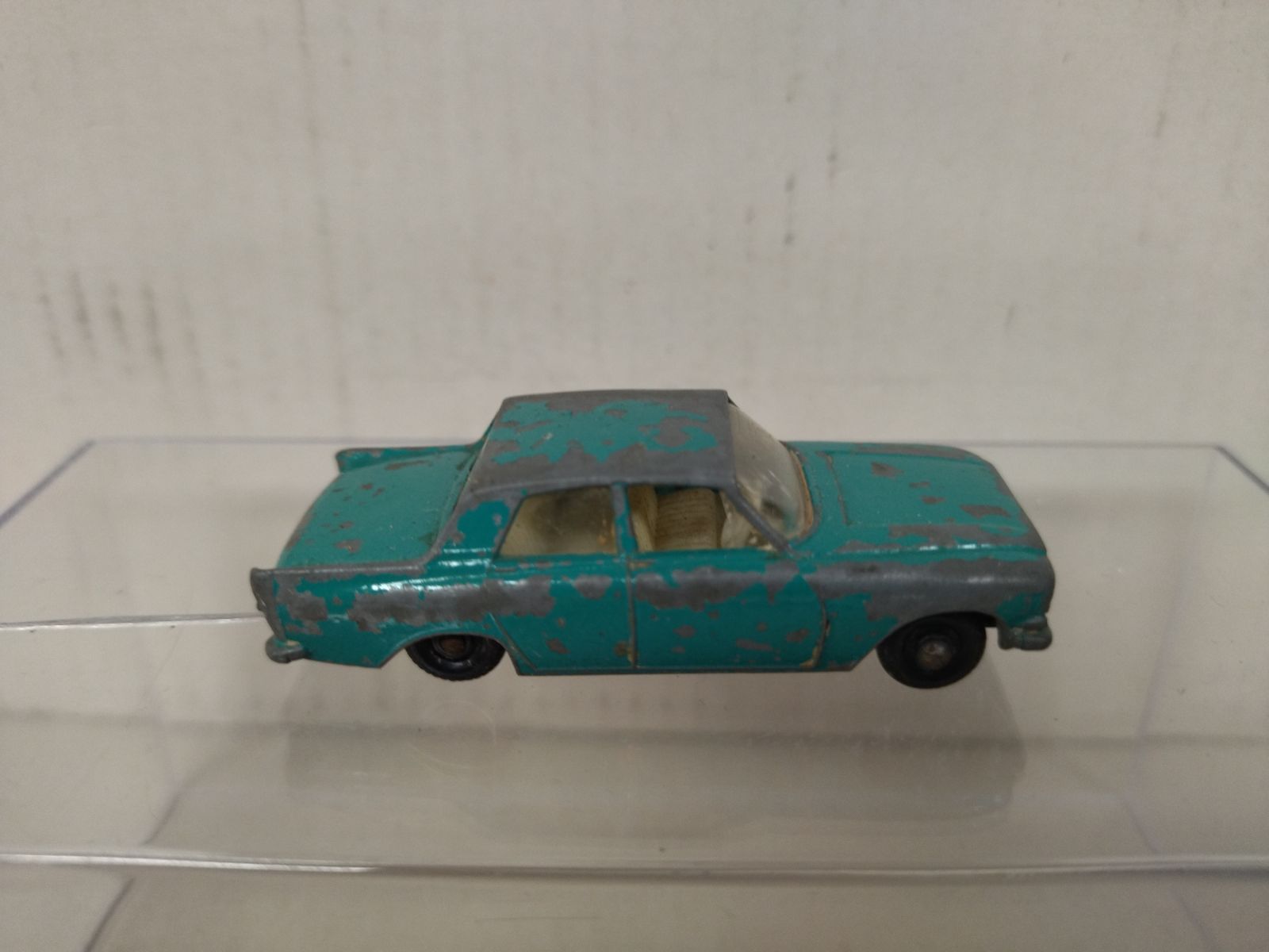 FORD ZEPHYR 6 MKIII GREEN LESNEY 33 apx 1:64 MATCHBOX NO BOX - BCN