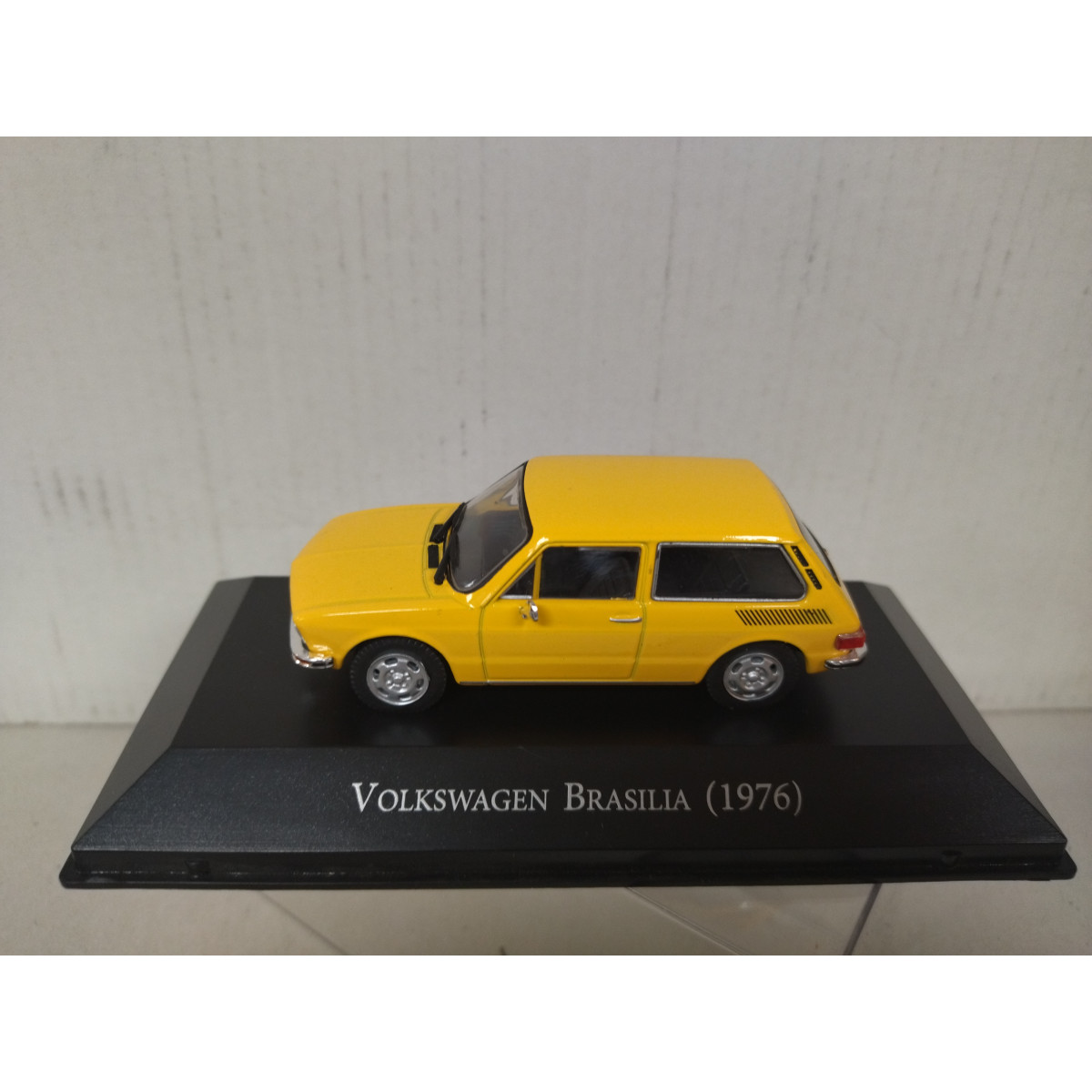 Modèle Réduit Volkswagen 1600 TL Brésil 1972 - Échelle 1/43 - IXO Collection - Occasion