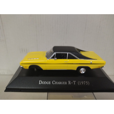 DODGE CHARGER R-T 1975 INESQUECIVEIS BRASIL 1:43 DeAGOSTINI IXO DEFECT/NO RUEDA