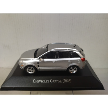 CHEVROLET CAPTIVA 2000 SILVER INESQUECIVEIS BRASIL 1:43 DeAGOSTINI IXO