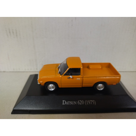 DATSUN 620 1975 PICKUP ORANGE MEMORABLES MEXICO 1:43 DeAGOSTINI IXO