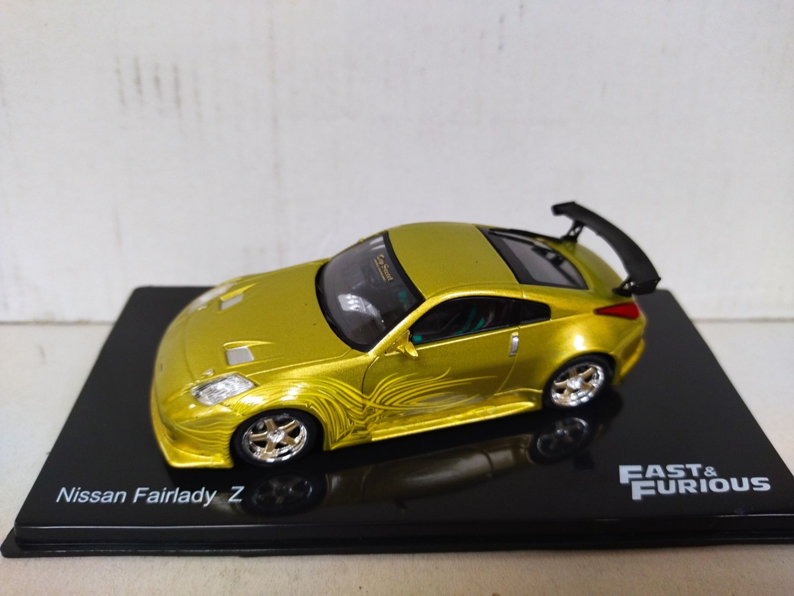 NISSAN FAIRLADY Z GOLD FAST & FURIOUS 1:43 ALTAYA IXO - BCN STOCK CARS