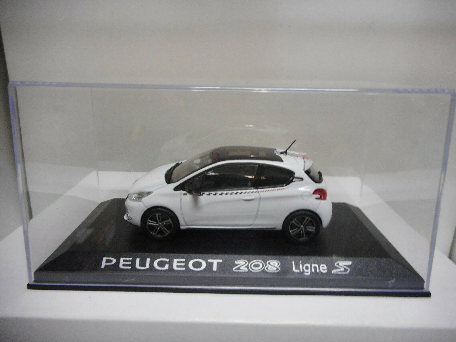 2019 Peugeot 208 GT NOREV 1:43 perl-weiss 