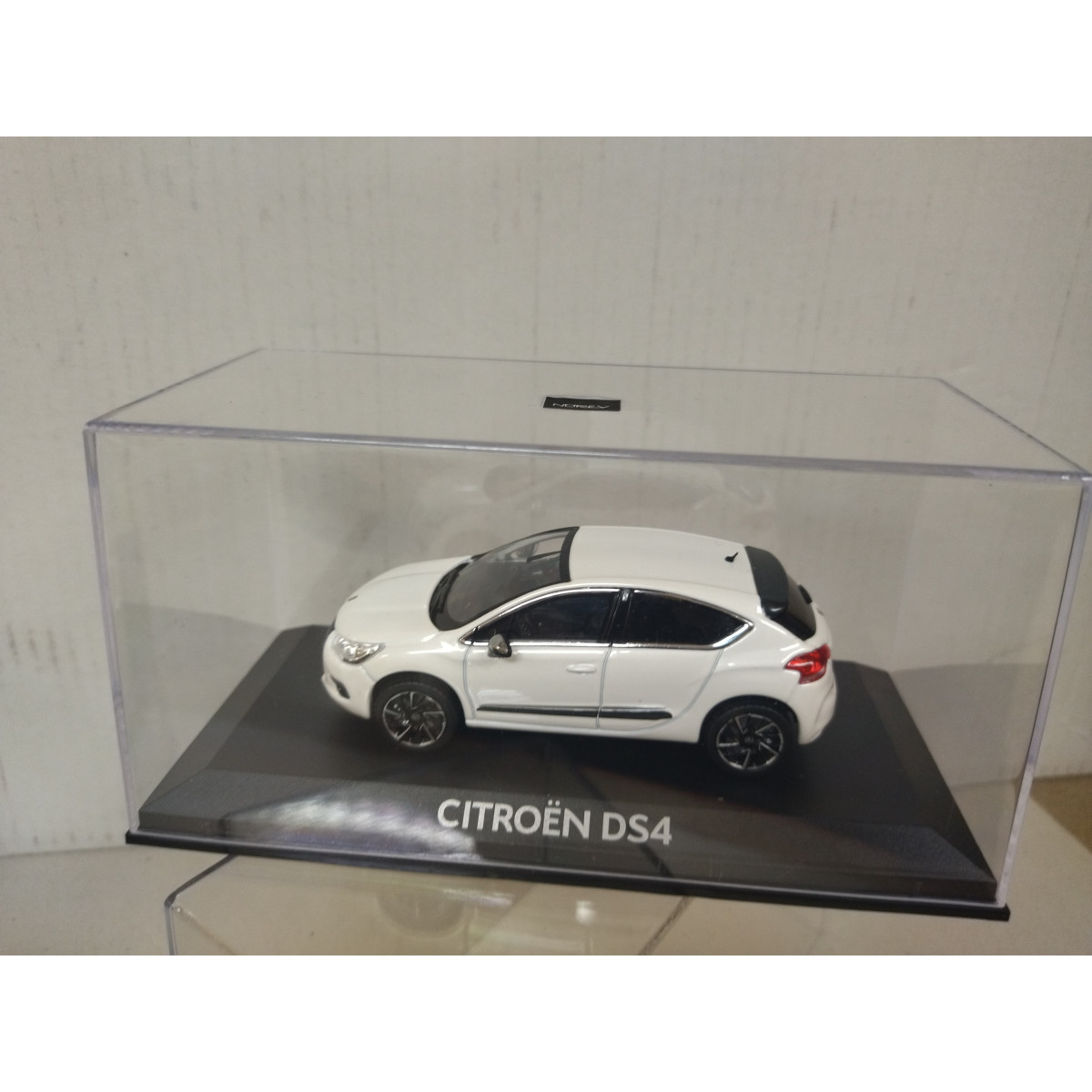 CITROEN DS4 ホワイトミニカー 1/43 Amazon | ノレブ 1/43 シトロエン DS4 E-TENSE 2021 クリスタルパール