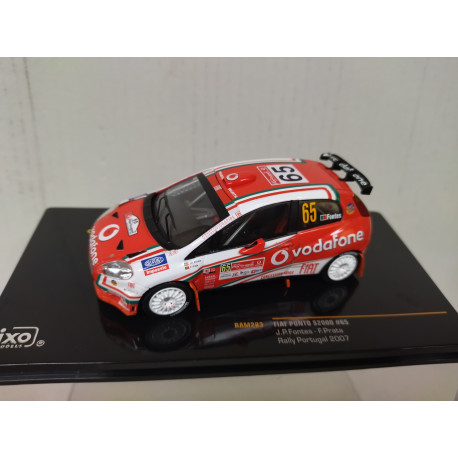 FIAT PUNTO S2000 2007 RALLY PORTUGAL J.P.PONTES 1:43 IXO RAM283