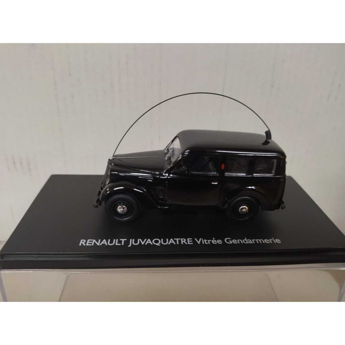 Modèle Réduit Renault Juvaquatre Fourgonnette Altaya 1:43 – Échelle Collector