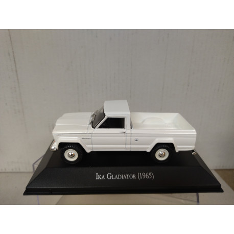 IKA GLADIATOR 1965 PICKUP WHITE ARGENTINA 1:43 SALVAT IXO HARD BOX