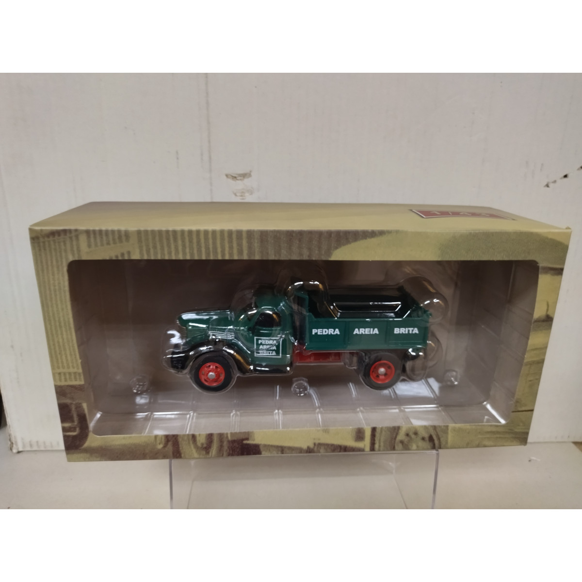International Harvester IHC KB 7 1948 IXO TR020 1:43 Camion