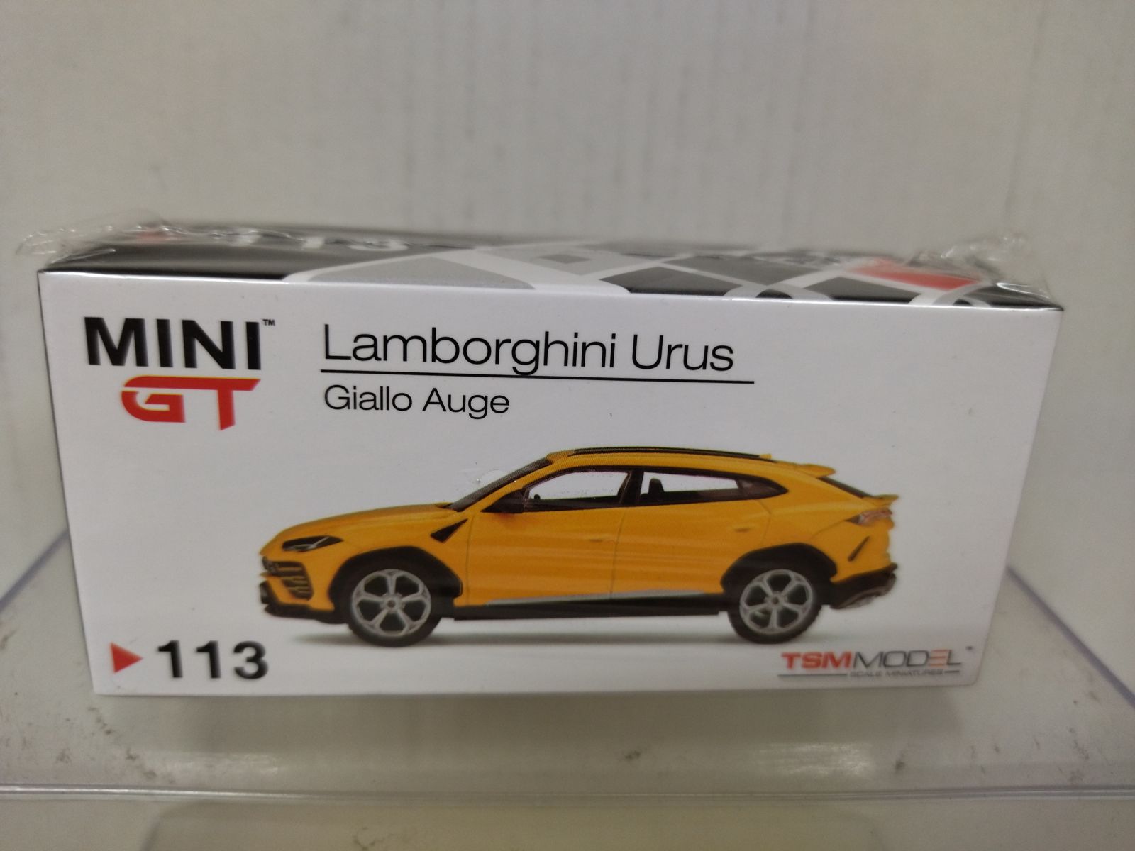 LAMBORGHINI URUS YELLOW/GIALLO AUGE LHD 1:64 MINI GT - BCN
