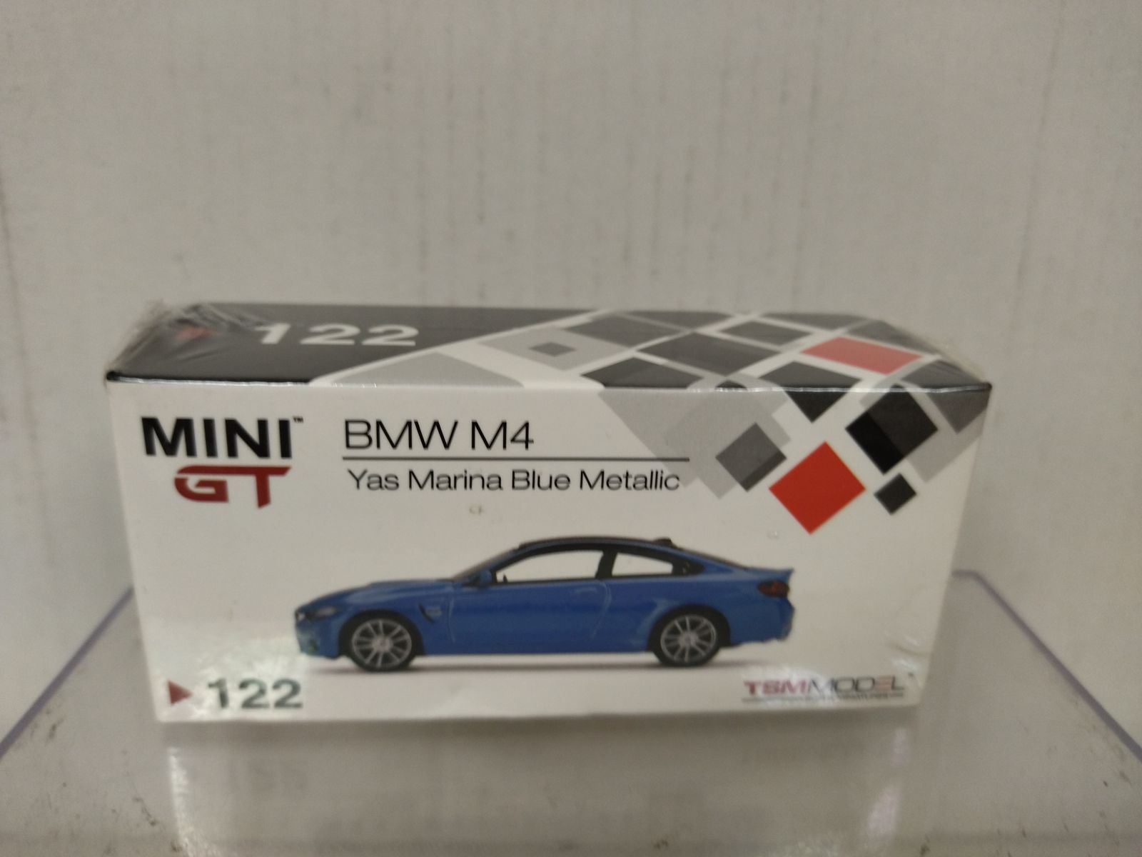 TSM 1:64 MINI GT BMW M4 (F82) Yas Marina Blue Metallic Diecast