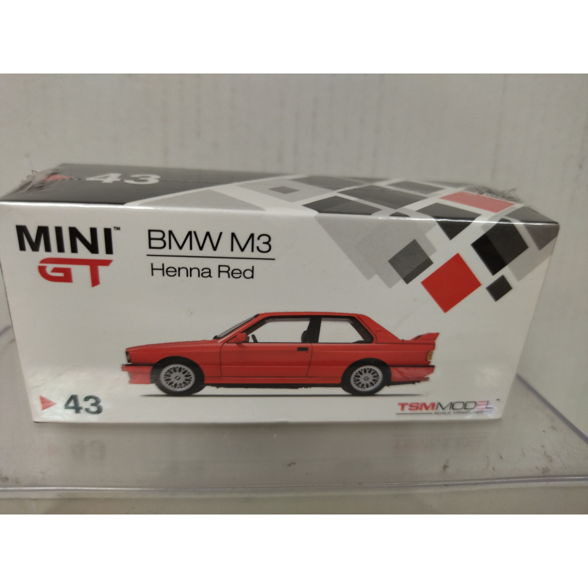 BMW E30 M3 HENNA RED LHD 1:64 MINI GT - BCN STOCK CARS