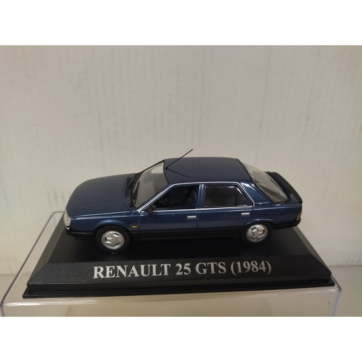 Renault 25 Phase 1 1986 – Miniature IXO CLC539N 1/43, Bronze Zamac